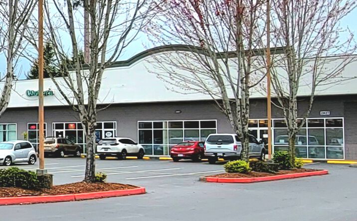 Pictures of Retail property located at 2927 Broadway St NE, Salem, OR 97303 for lease - image #1