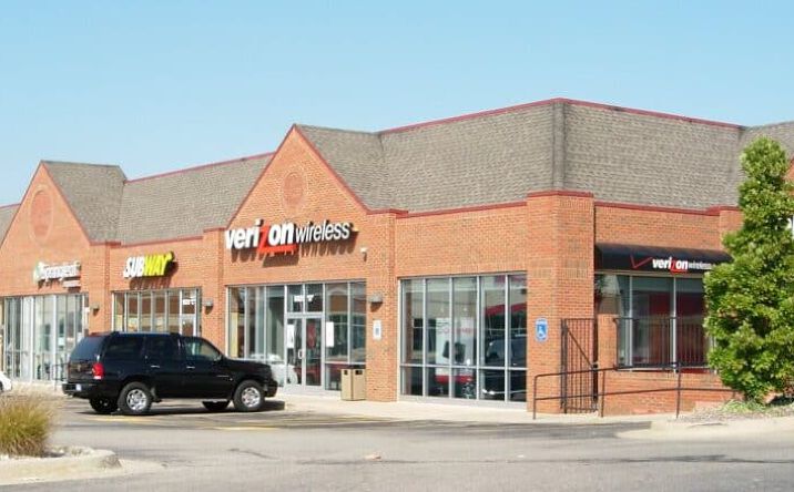 Pictures of Retail property located at 6101-6161 Kalamazoo Ave SE, Grand Rapids, MI 49508 for lease - image #1