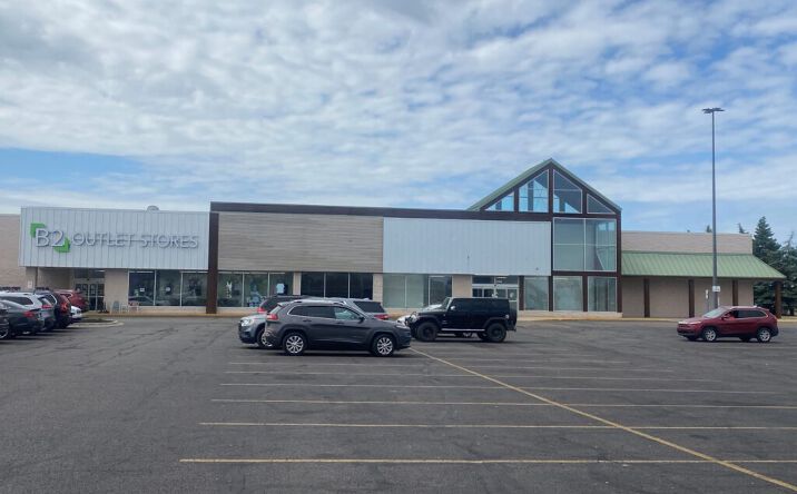 Pictures of Retail property located at 2100 N Mitchell St, Cadillac, MI 49601 for lease - image #1