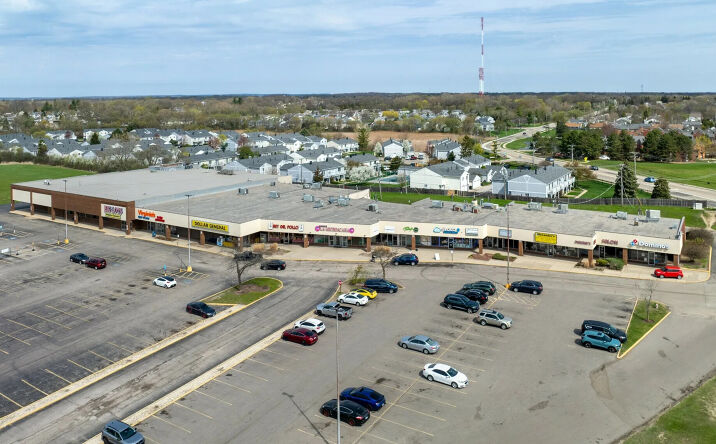Pictures of Retail property located at 300-400 West Rollins Road, Round Lake Heights, IL 60073 for lease - image #1