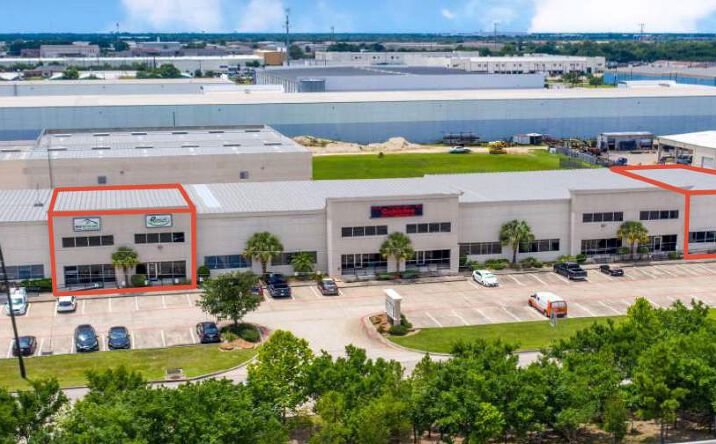 Pictures of Office, Industrial property located at 5821 W Sam Houston Pkwy N, Houston, TX 77041 for lease - image #1