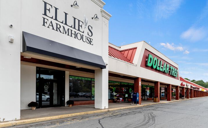 Pictures of Retail property located at 436 Broadway, Methuen, MA 01844 for lease - image #1