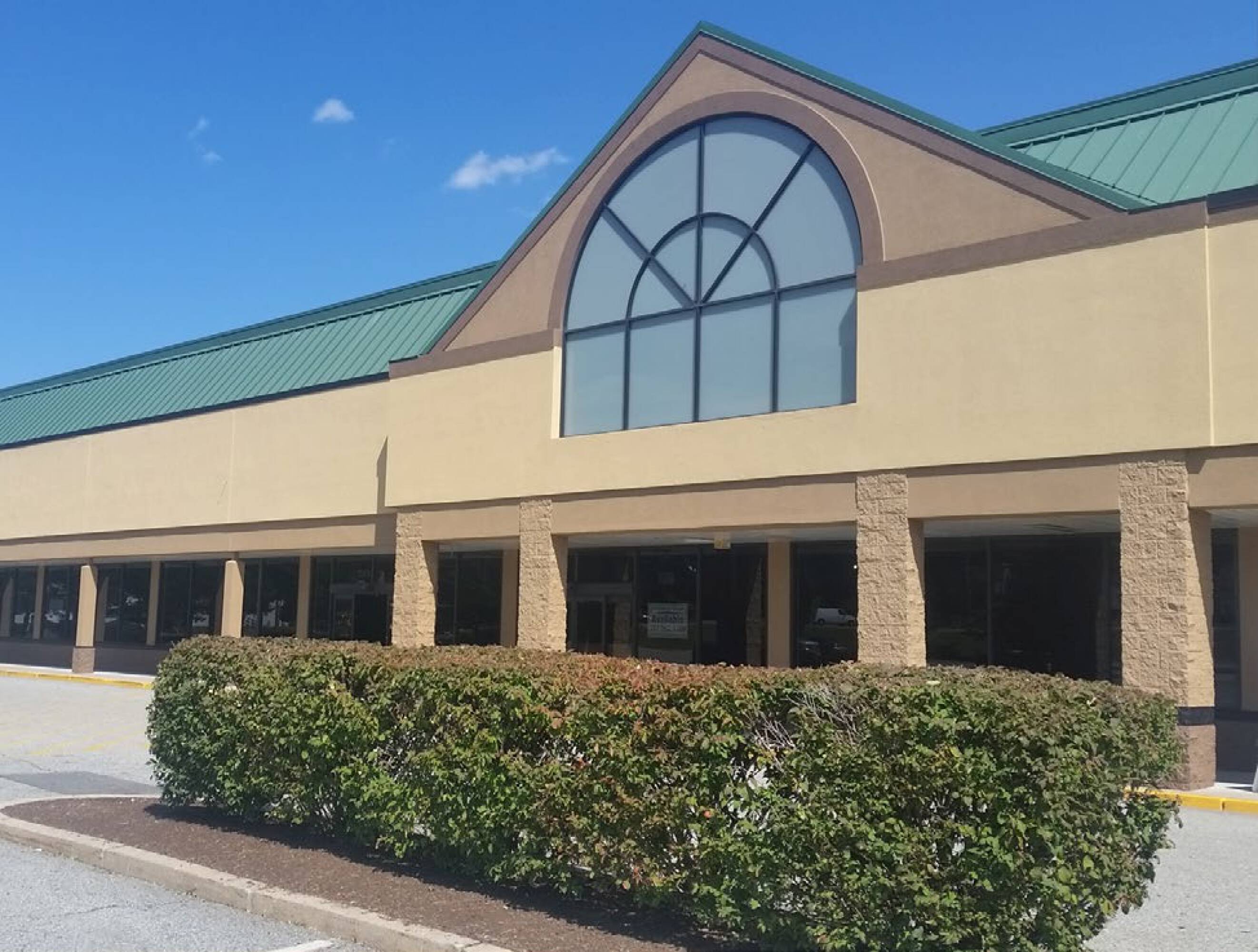 1776 Plainfield Pike, Cranston, RI 02921