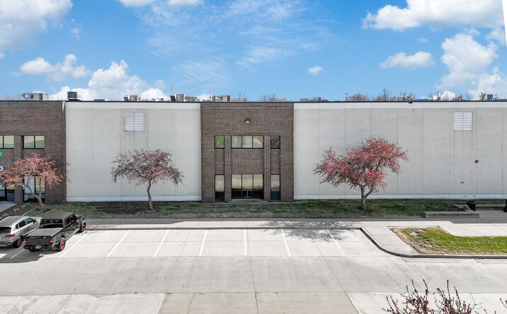 Pictures of Industrial property located at 4360 112th Street, Urbandale, IA 50323 for lease - image #1