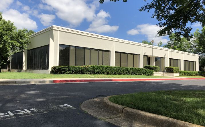 Pictures of Office property located at 513 Sparkman Dr NW, Huntsville, AL 35816 for lease - image #1