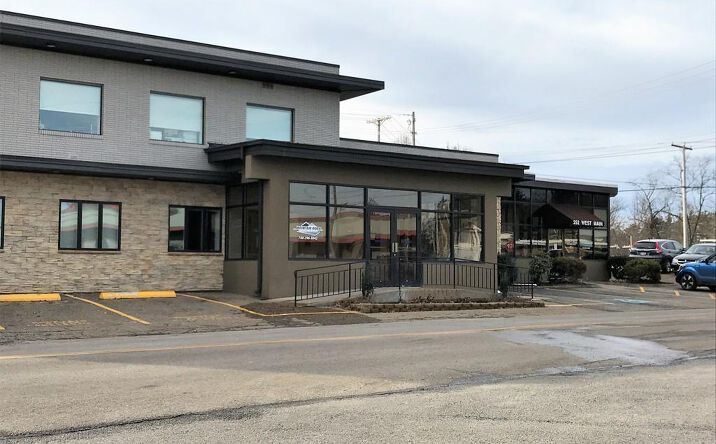 Pictures of Office property located at 252 W Main St, St Clairsville, OH 43950 for lease - image #1
