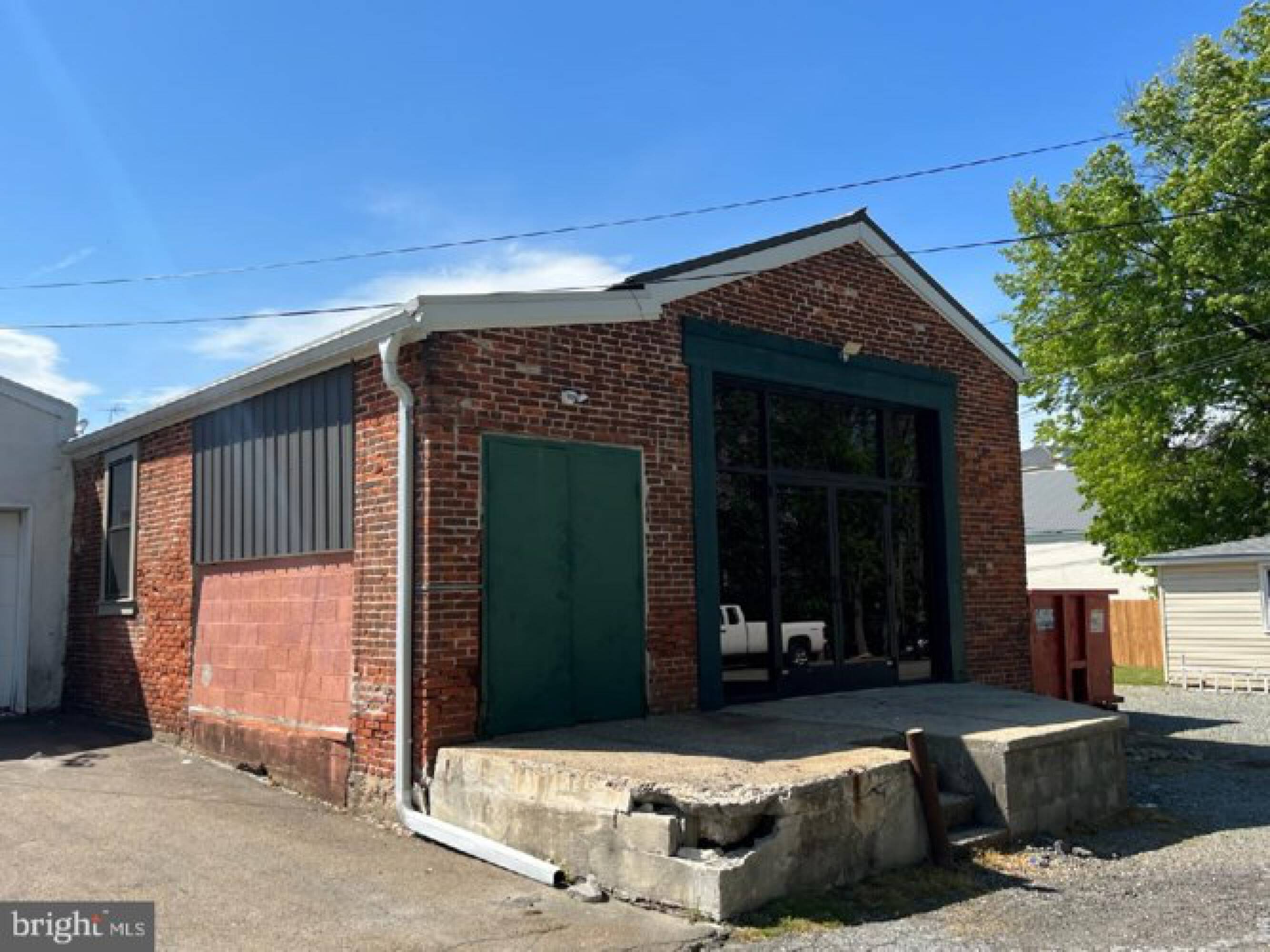 45 S 3rd St, Oxford, PA 19363