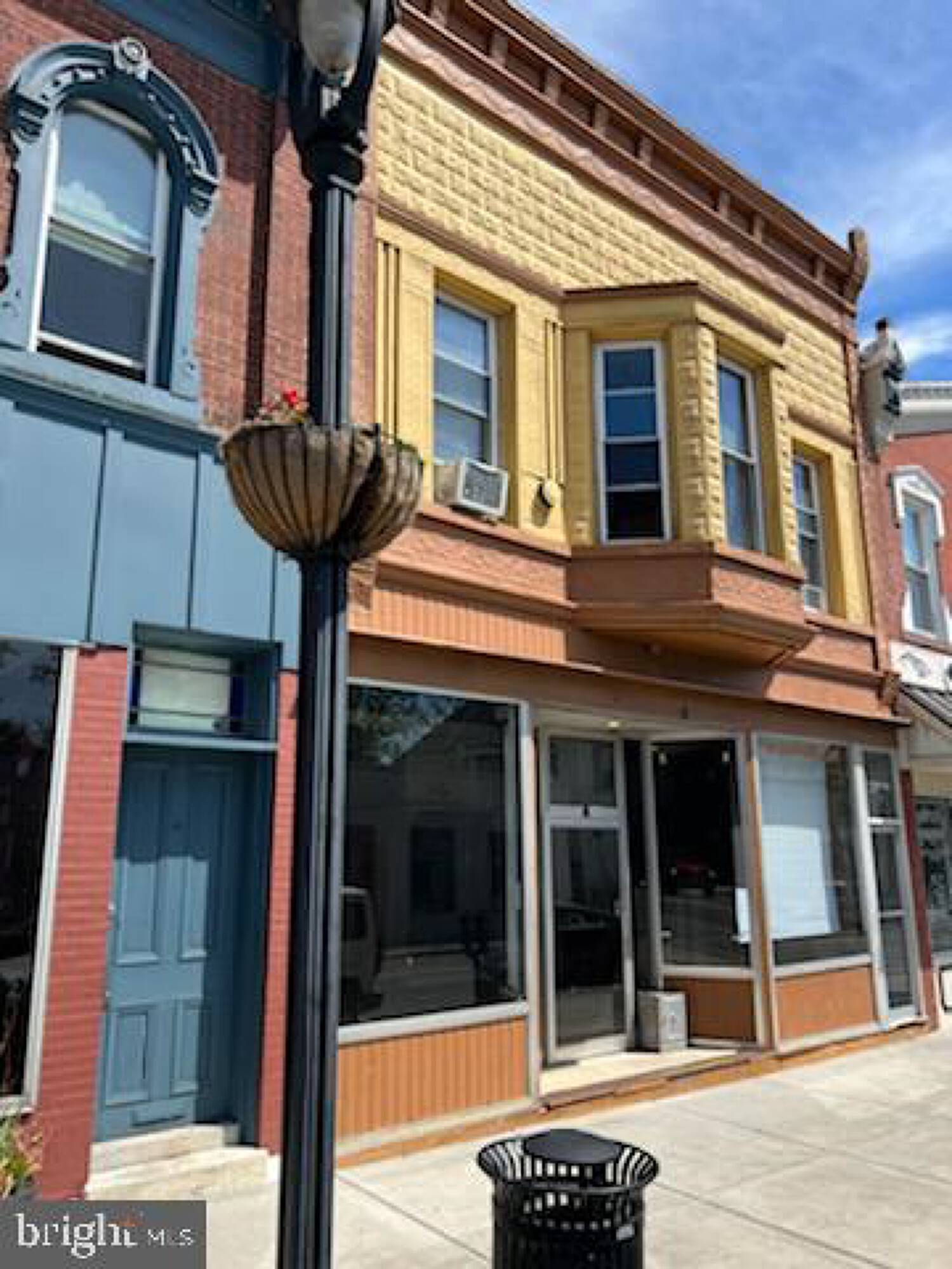 45 S 3rd St, Oxford, PA 19363