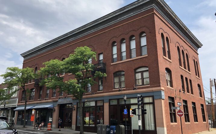 Pictures of Office property located at 1 Harvard St, Brookline, MA 02445 for lease - image #1