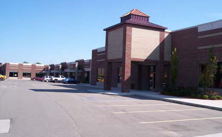 Pictures of Retail property located at Gratiot, 31 Mile, Main Street & County Line Road, Richmond, MI 48062 for lease - image #1
