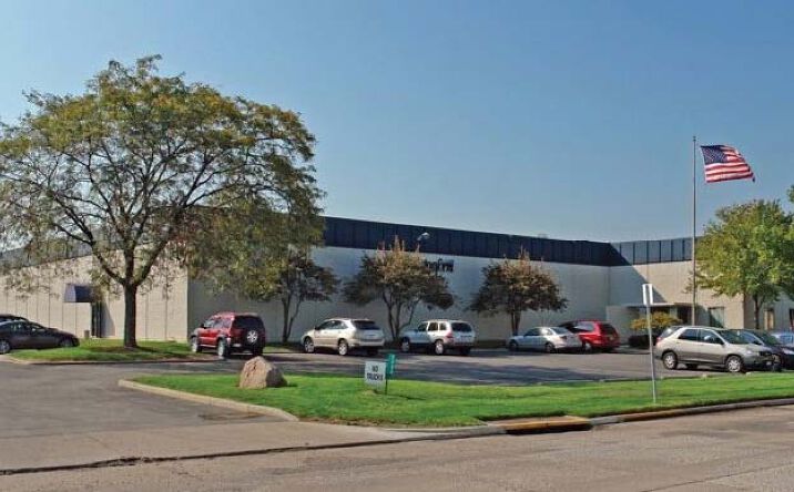 Pictures of Industrial property located at 2240 Arbor Blvd, Moraine, OH 45439 for lease - image #1