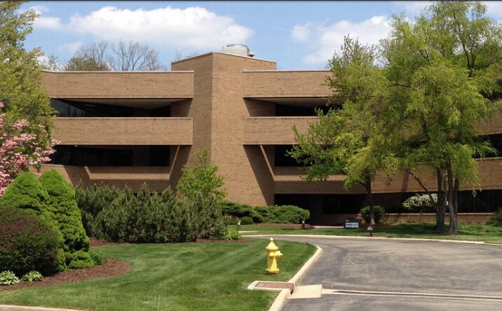 Pictures of Office property located at 1430 Oak Ct, Beavercreek, OH 45430 for lease - image #1