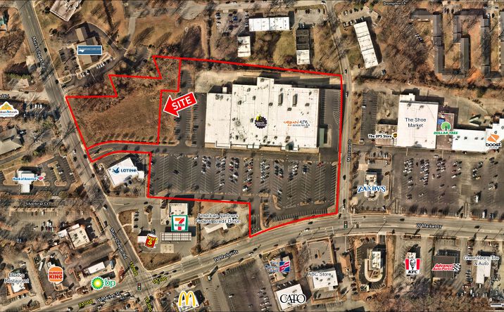 Pictures of Retail property located at 4640 W. Market St, Greensboro, NC 27407 for lease - image #1