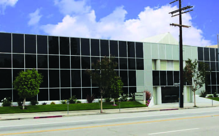 Pictures of Office property located at 23147 Ventura Blvd, Woodland Hills, CA 91364 for lease - image #1