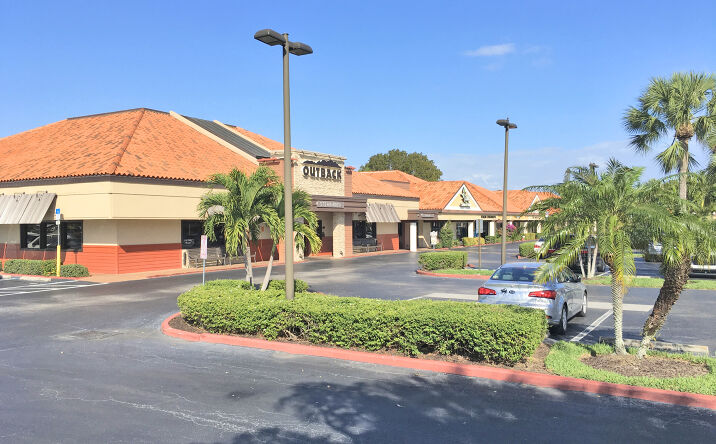 Pictures of Retail, Office property located at 4910 Tamiami Trl N, Naples, FL 34103 for lease - image #1