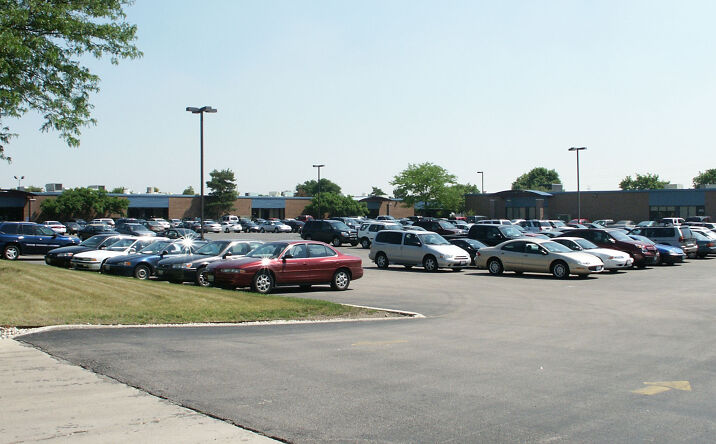 Pictures of Office property located at 1101-1171 Tower Ln, Bensenville, IL 60106 for lease - image #1