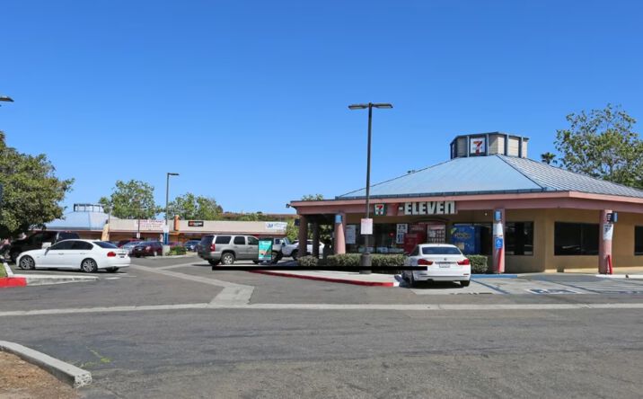 Pictures of Retail, Office property located at 3175-3185 Midway Dr, San Diego, CA 92110 for lease - image #1