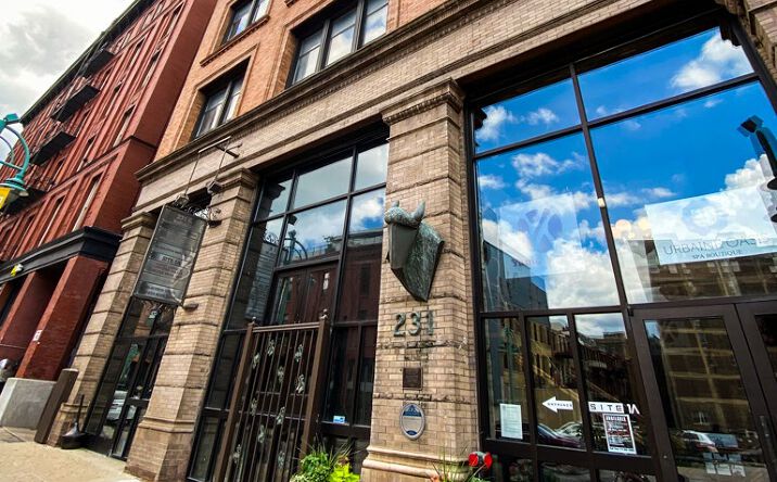 Pictures of Office property located at 231 E Buffalo Street, Milwaukee, WI 53202 for lease - image #1