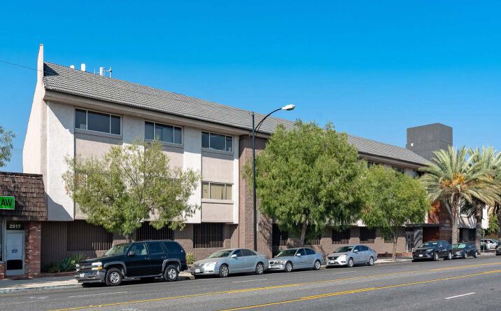 Pictures of Office property located at 2501 W. Burbank Blvd, Burbank, CA 91505 for lease - image #1
