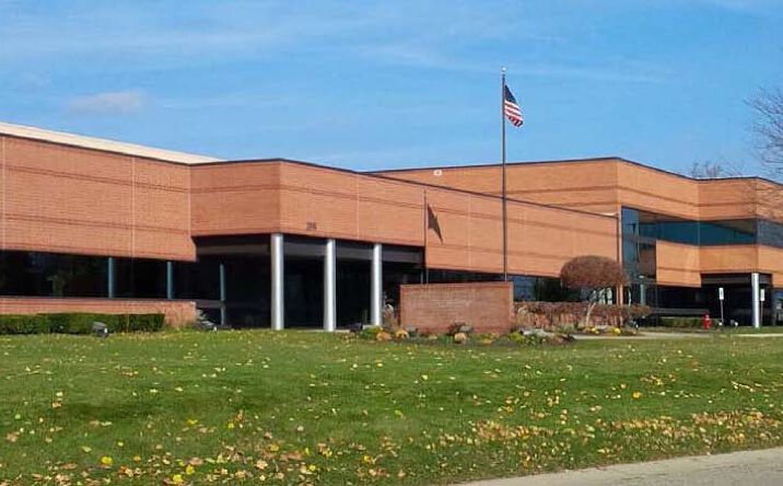 Pictures of Industrial property located at 2910 Waterview Drive, Rochester, MI 48309 for lease - image #1