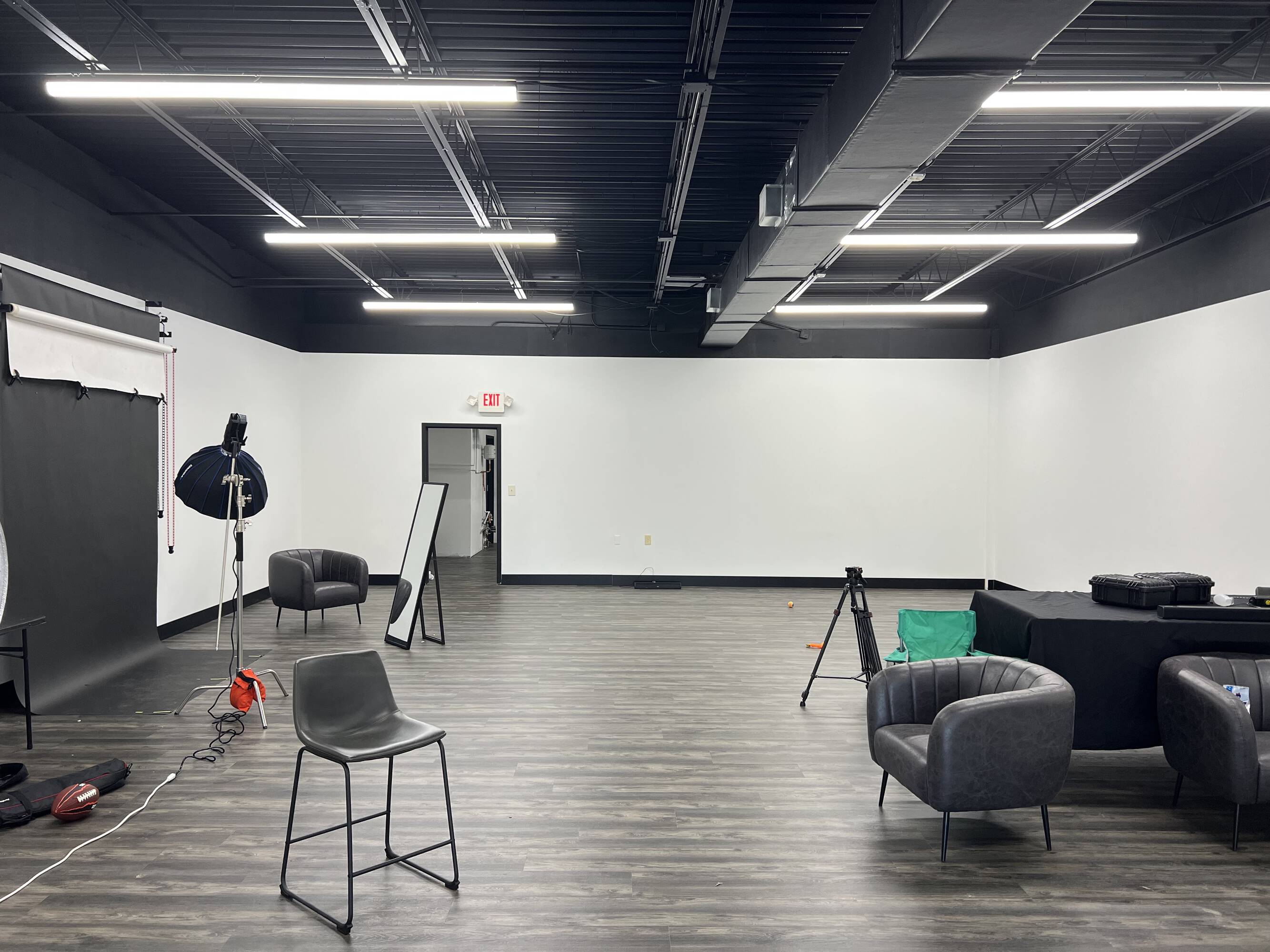 2694 Easton St NE, Canton, OH 44721 Retail Space for Lease Oakwood