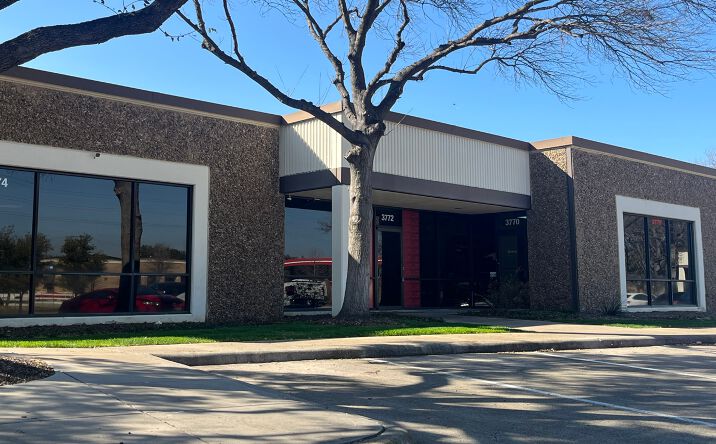 Pictures of Office, Industrial property located at 3770-3794 Arapaho Rd, Addison, TX 75001 for lease - image #1