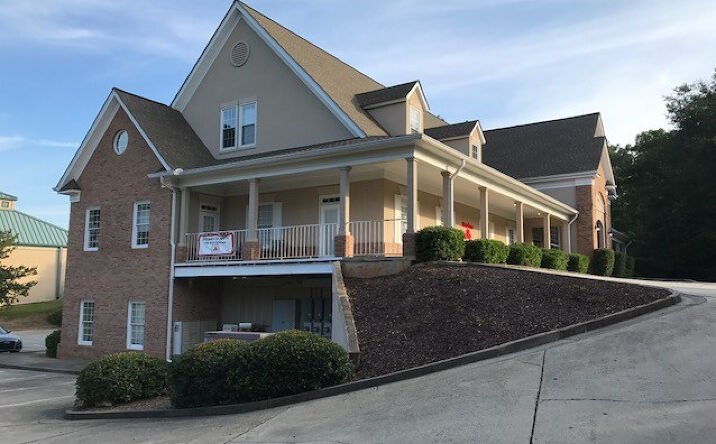 Pictures of Office property located at 3133 Golf Ridge Blvd, Douglasville, GA 30135 for lease - image #1
