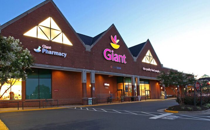 Pictures of Retail property located at 13043 Route 50,, Fairfax, VA 22033 for lease - image #1