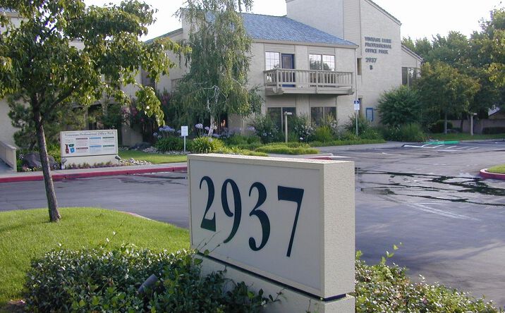 Pictures of Office property located at 2937 Veneman Ave, Modesto, CA 95356 for lease - image #1