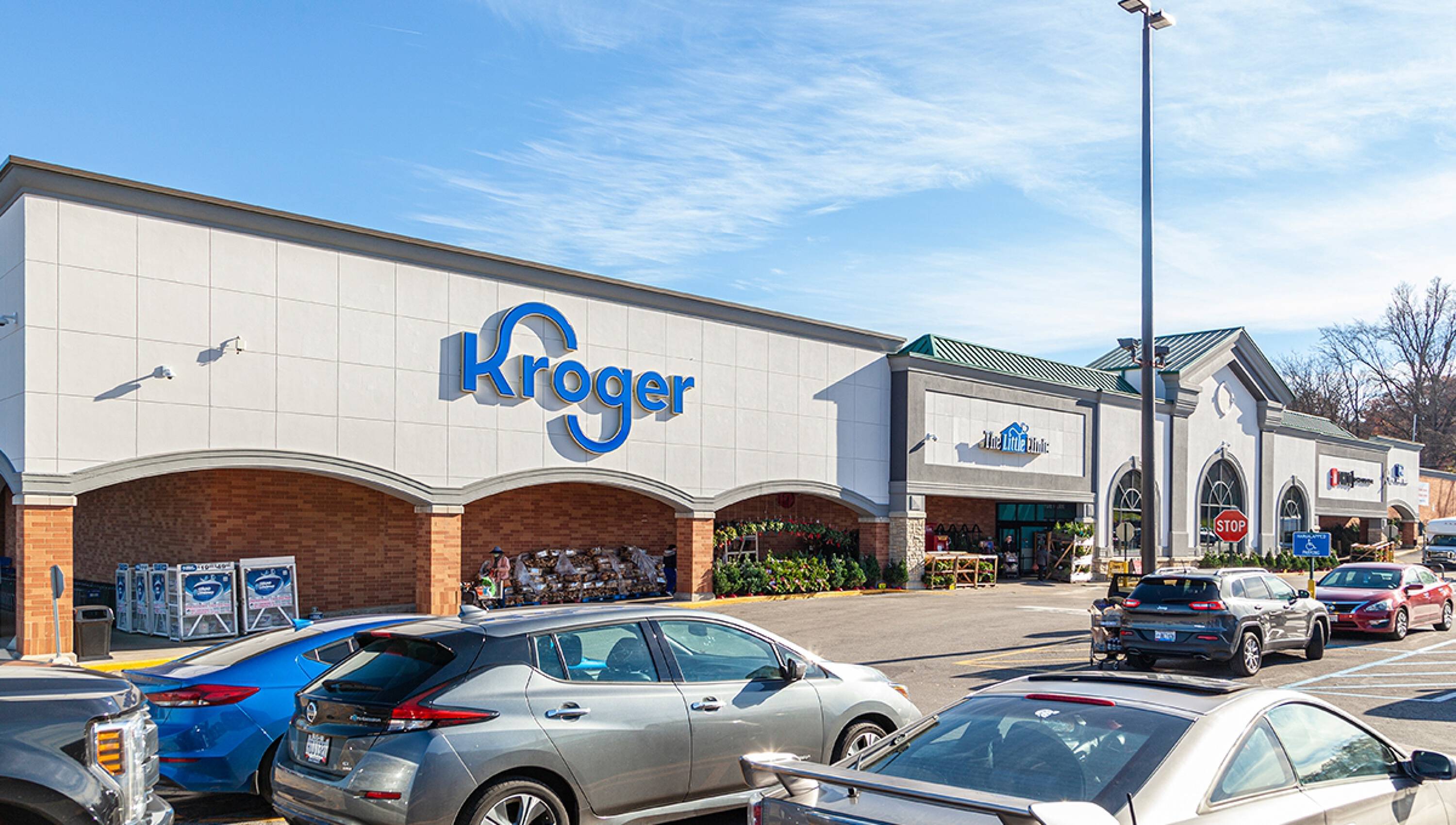 3760 Paxton Avenue, Cincinnati, OH 45209