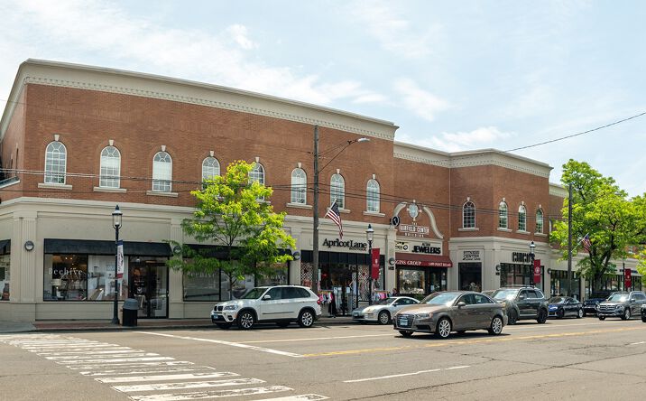Pictures of Retail property located at 1499 Post Road, Fairfield, CT 06824 for lease - image #1