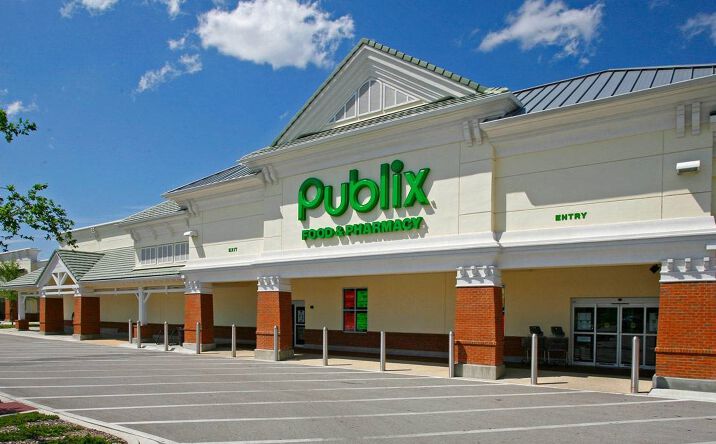 Pictures of Retail property located at 1075 Oakleaf Plantation Pkwy, Orange Park, FL 32065 for lease - image #1