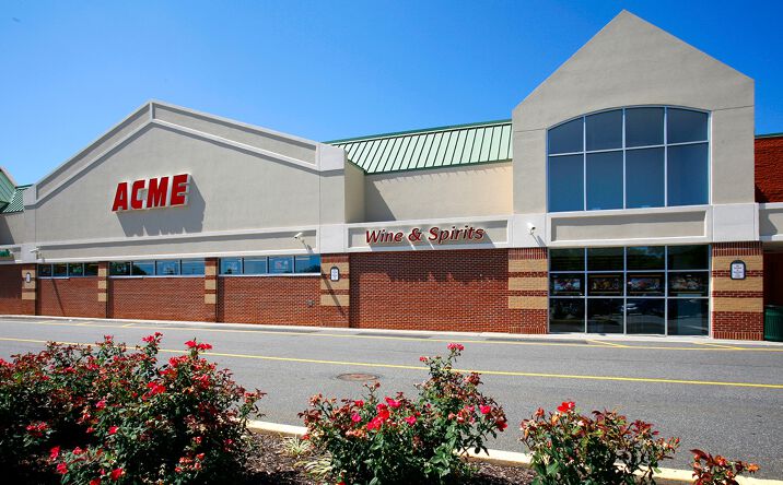 Pictures of Retail property located at 3590 West Chester Pike, Newtown Square, PA 19073 for sales - image #1