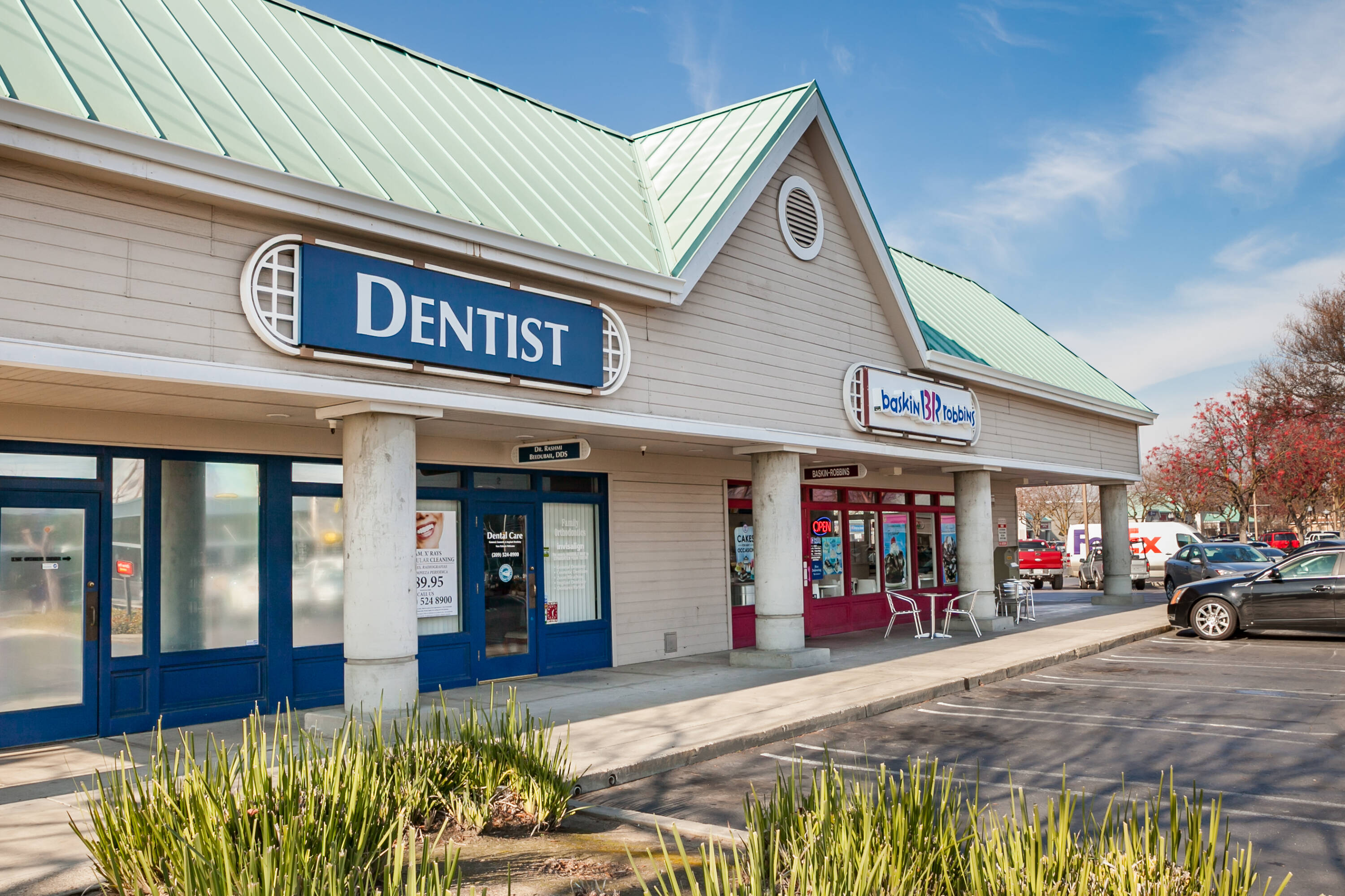 Modesto Color Center 901 N Carpenter Rd, Modesto, CA 95351 | Crexi.com