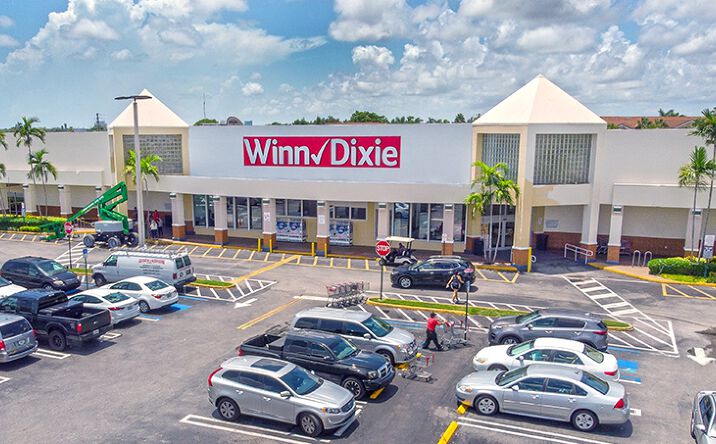Pictures of Retail property located at 6710-6848 Bird Road, Miami, FL 33155 for lease - image #1