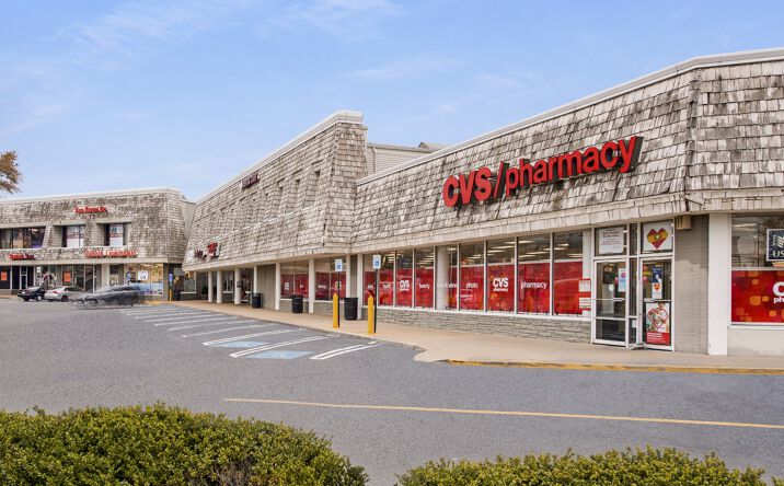Pictures of Retail property located at 6164 Arlington Blvd, Falls Church, VA 22044 for lease - image #1