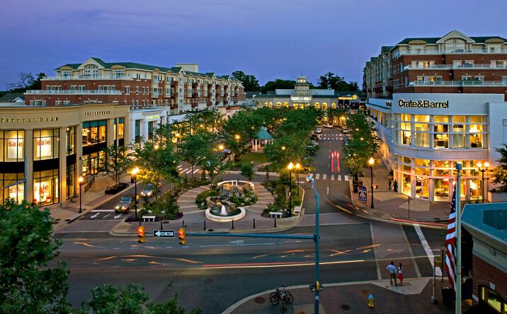 Pictures of Retail property located at 2800 Clarendon Blvd, Arlington, VA 22201 for lease - image #1