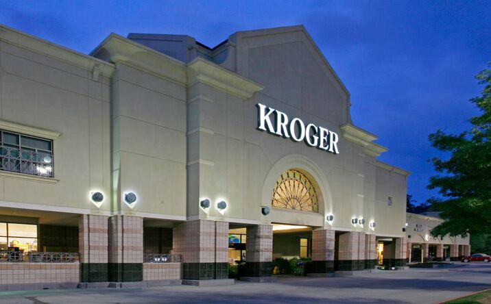 Pictures of Retail property located at 6606-6800 Woodlands Pkwy, The Woodlands, TX 77382 for lease - image #1