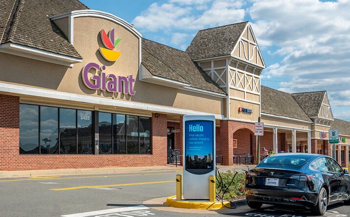 Pictures of Retail property located at 2445 Centreville Road, Herndon, VA 20171 for lease - image #1