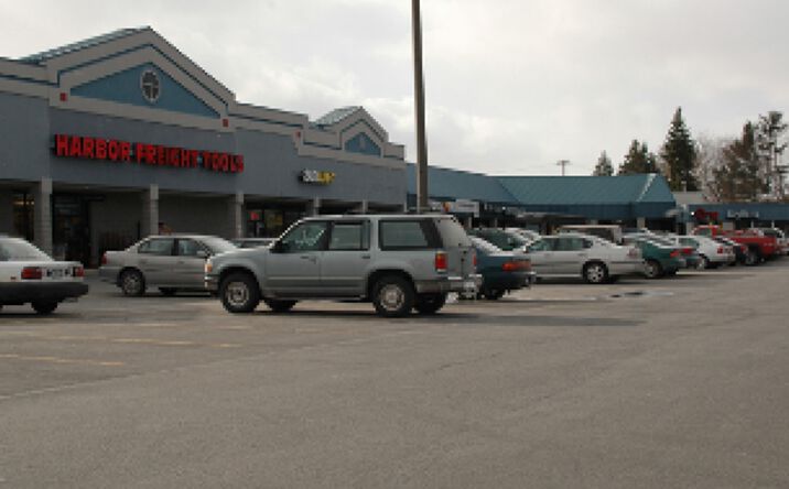 Pictures of Retail property located at 709 N Main St, North Syracuse, NY 13212 for lease - image #1