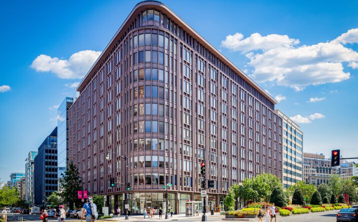 Pictures of Office, Retail, Restaurant property located at 1025 Connecticut Ave NW, Washington, DC 20036 for lease - image #1