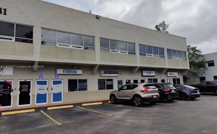 Pictures of Office, Industrial property located at 2441 NW 93rd Ave, Doral, FL 33172 for lease - image #1