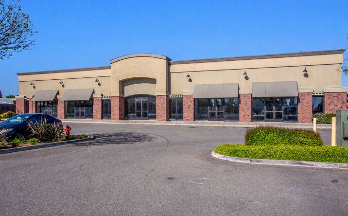 Pictures of Retail, Office property located at 3948 Sylvan Ave, Modesto, CA 95355 for lease - image #1