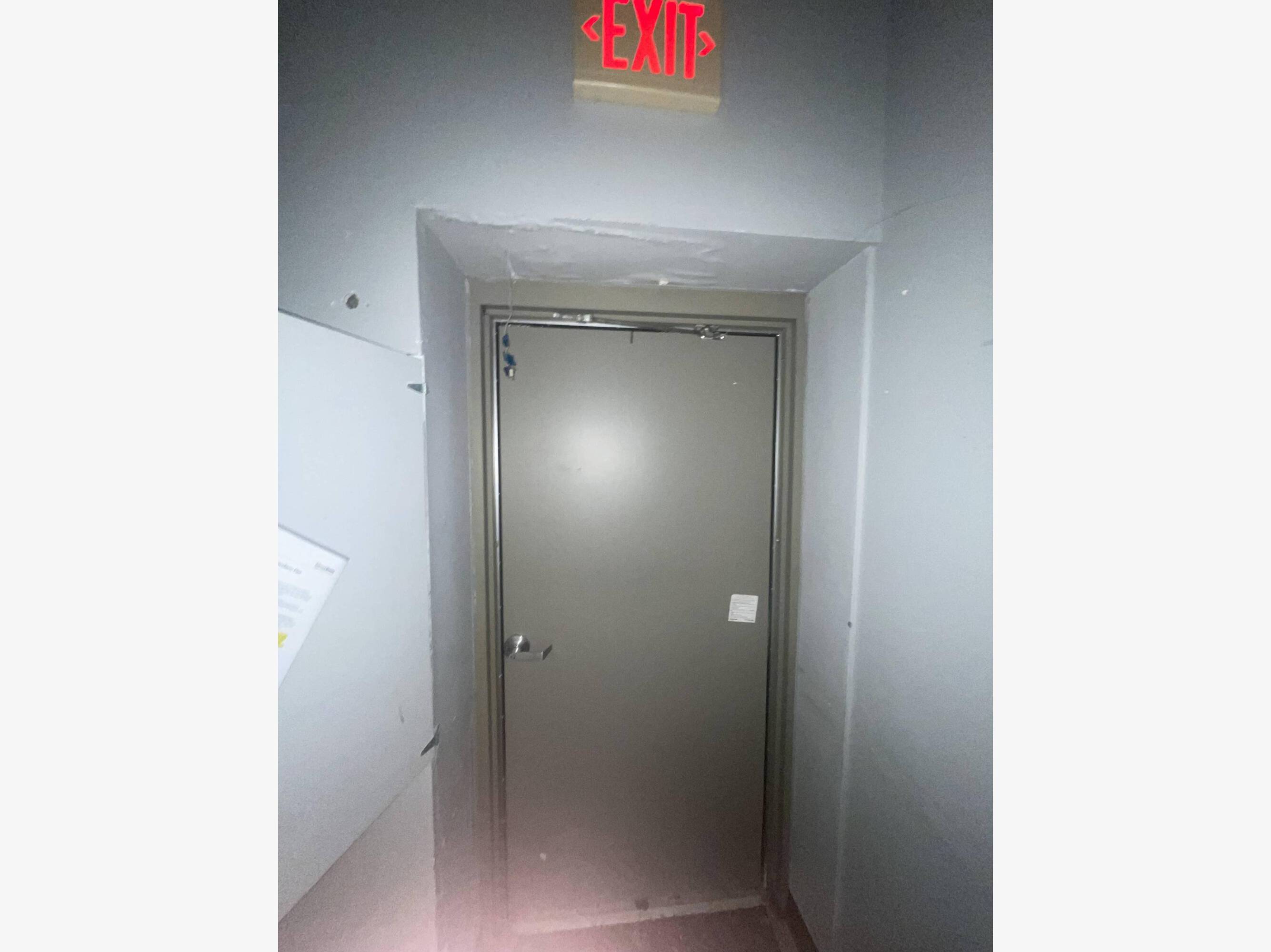2871569
