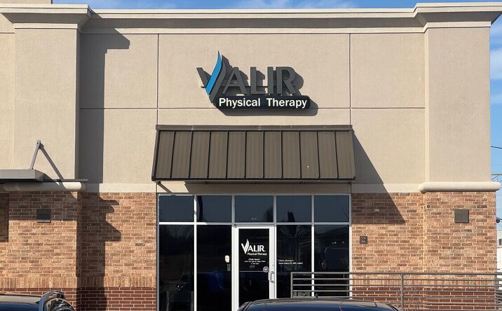 Pictures of Retail, Office property located at 218 N Mustang Rd, Mustang, OK 73064 for lease - image #1