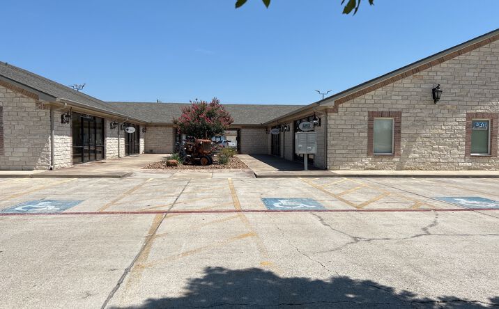 Pictures of Office property located at 4003 W Stan Schlueter Loop, Killeen, TX 76549 for lease - image #1