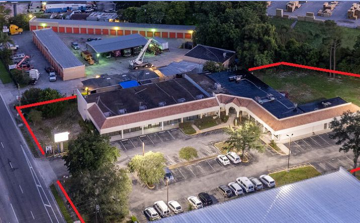Pictures of Retail, Office property located at 6827 N Orange Blossom Trl, Orlando, FL 32810 for lease - image #1