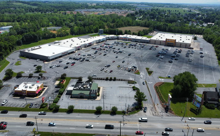 Pictures of Retail property located at 1320 Lincolnway East, Chambersburg, PA 17202 for lease - image #1