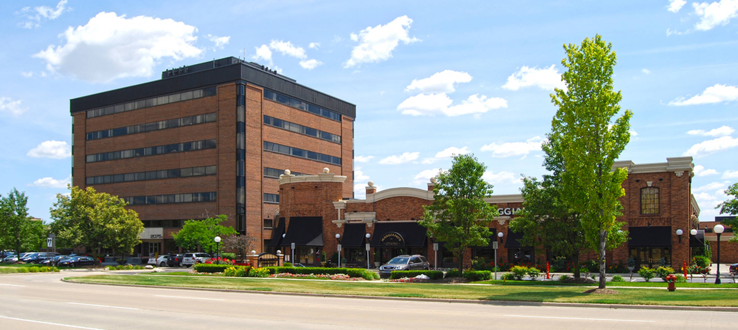 2600 W Big Beaver Rd Troy, MI 48084 - Office Property for Lease on