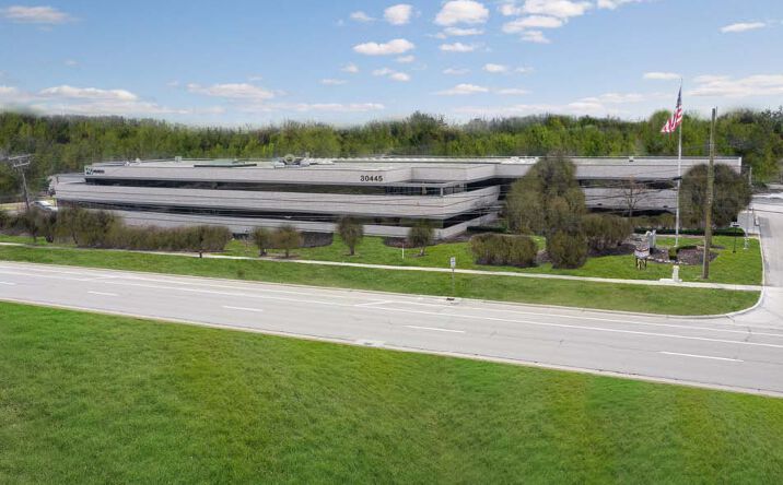 Pictures of Office property located at 30445 Northwestern Hwy, Farmington Hills, MI 48334 for lease - image #1